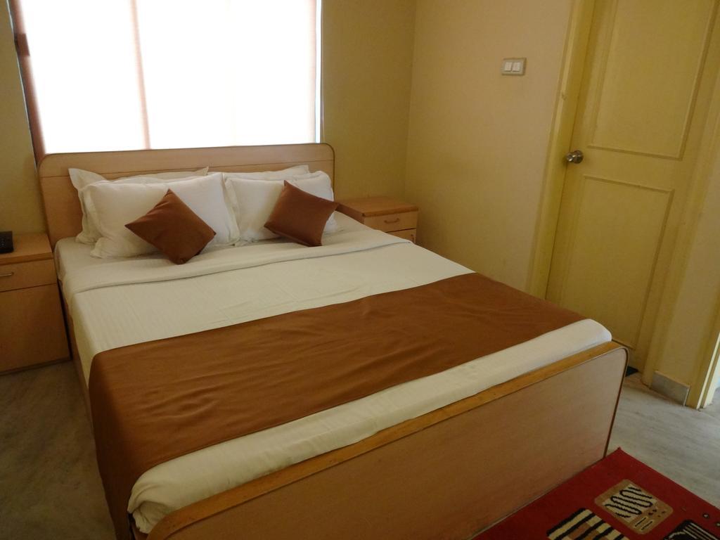 Sagar Tarang Residency Hotel Puri Room photo