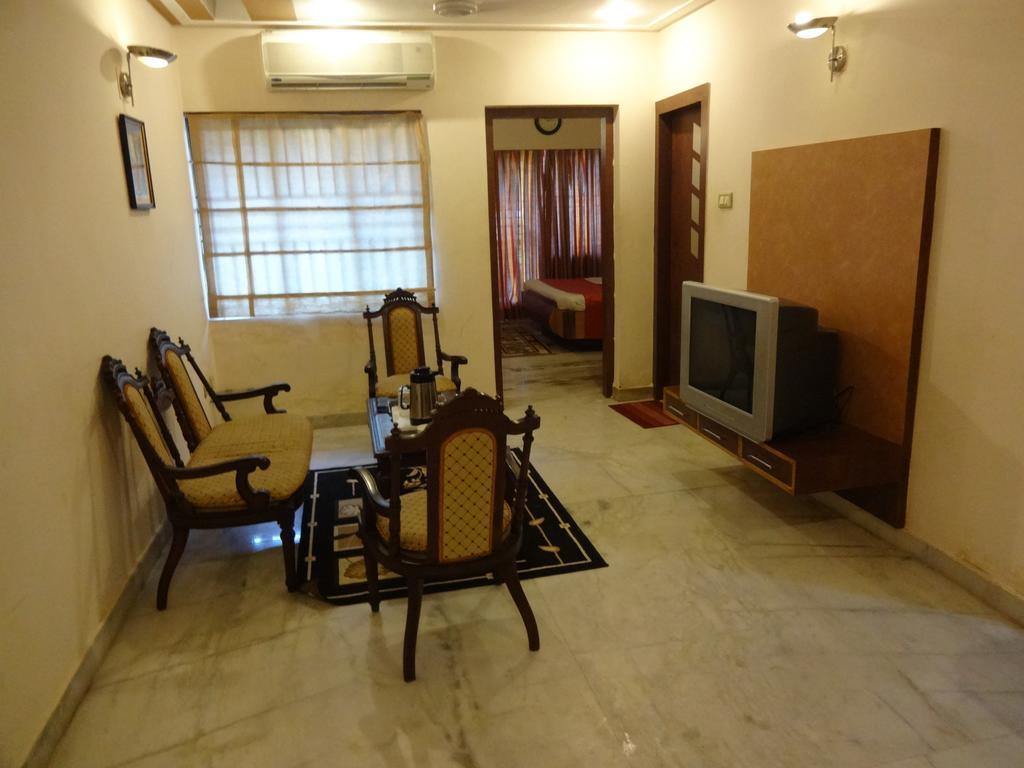 Sagar Tarang Residency Hotel Puri Room photo